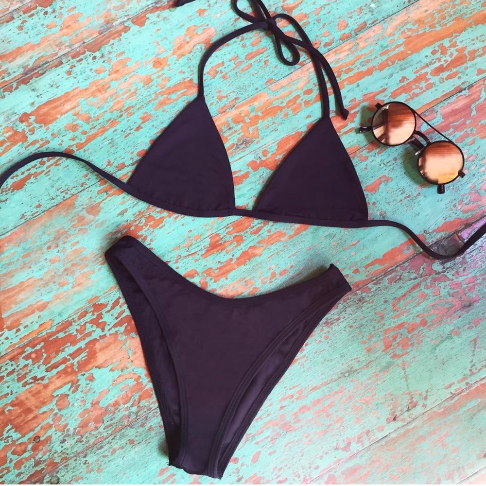 NWT L*Space ITTY Black Bikini Swimwear Top Size Medium